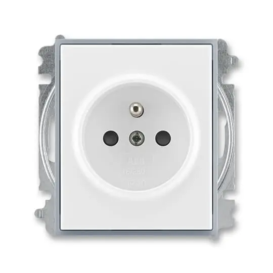 SK0026205-CZ20260306-083626-0-1772757394-pim-993982_1 ABB Zásuvka ELEMENT 5519E-A02357 04,jednonásobná, chráněná, s clonkami, bezšroubová,ledová šedá Koupit Online