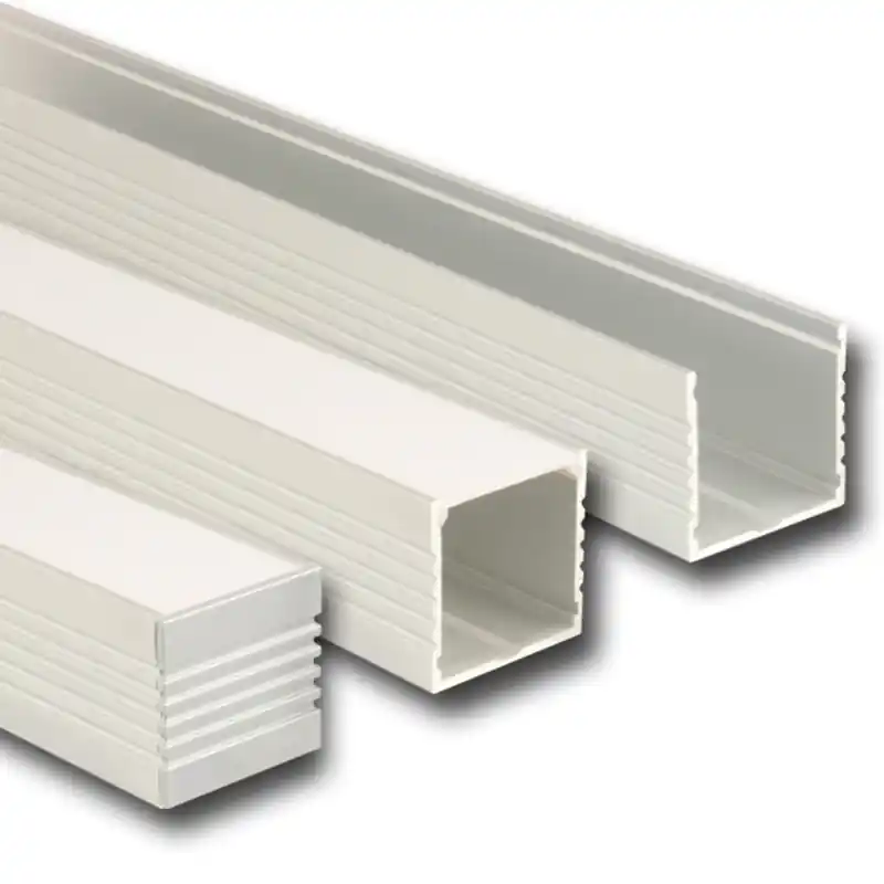 SK0334638-CZ20260306-083626-0-1772757396-pim-1365923_1 MCLED Profil AL 35x35mm, PO přisazený, mléčný difuzor, komplet, 1m Luxusní